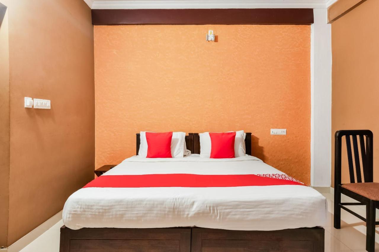 Отель Collection O 46023 Taaza Residency Витхири Экстерьер фото